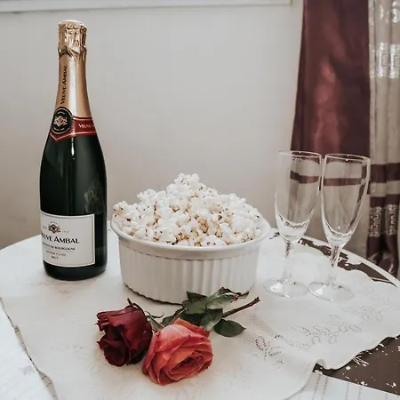Apartment Le Nid D'Amour #Chaussonsmouton *