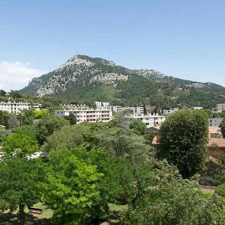 Le Nid D'Amour #Chaussonsmouton Apartment Toulon